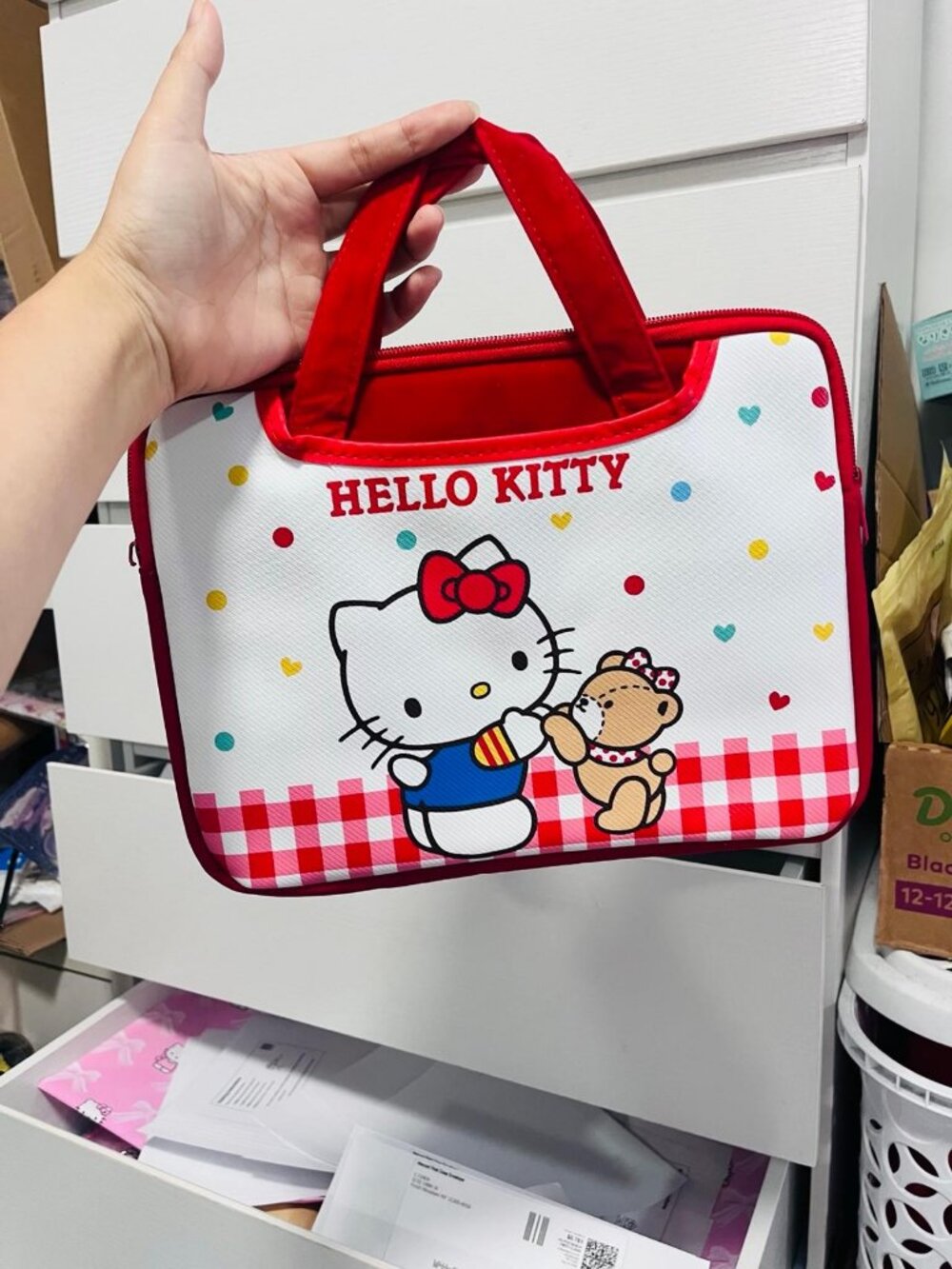 Hello Kitty padded ipad case/bag